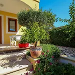 Alenka * Novigrad Istria